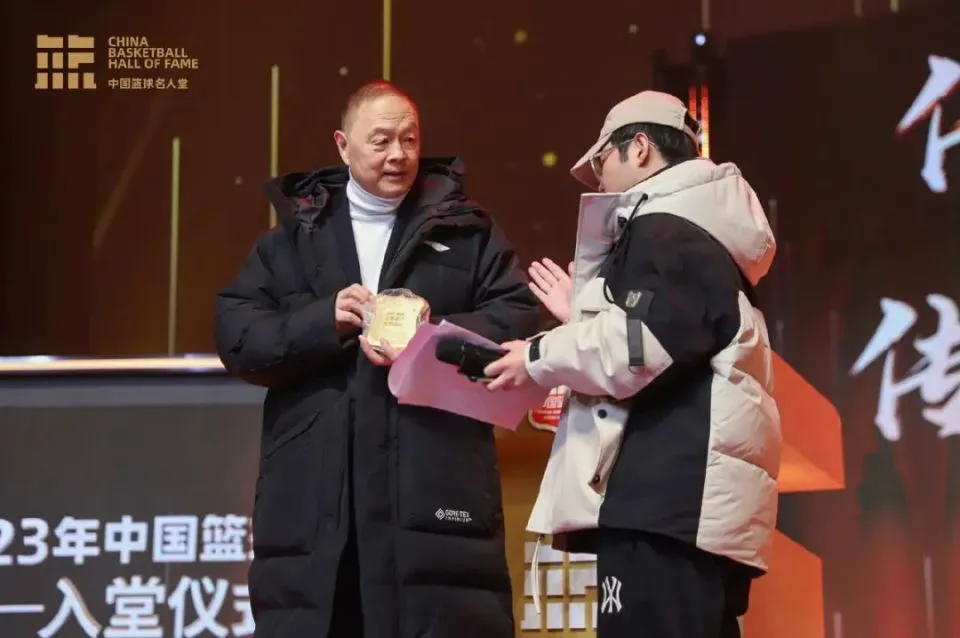 如何通过心理辅导提升篮球轮换训练的效果_2